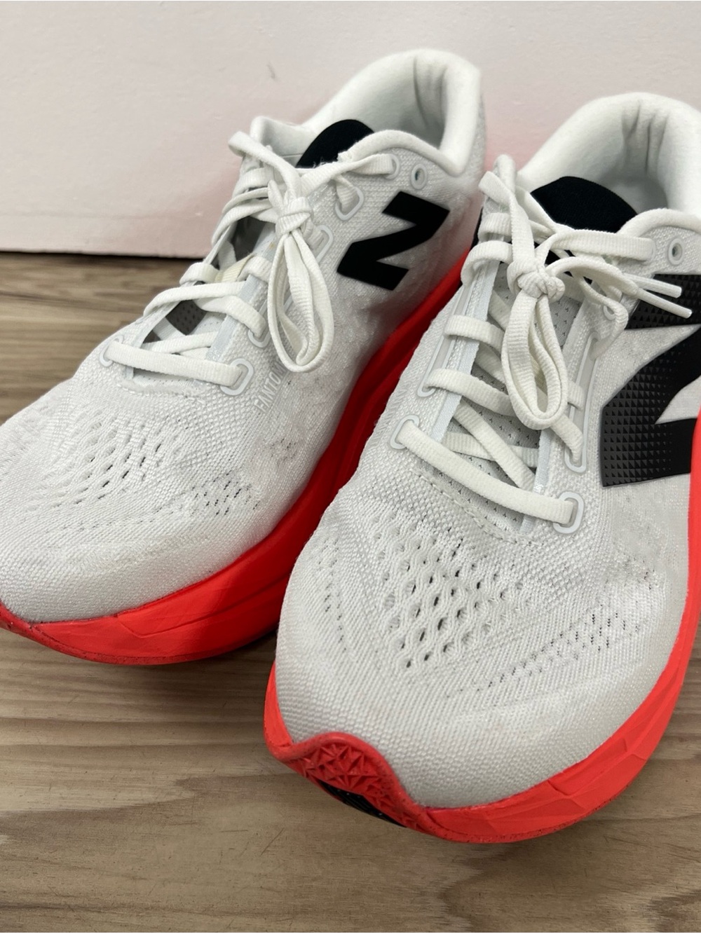 New Balance FuelCell SC Trainer Shoes White Orange Running Men 9.5 Wide MRCXY4